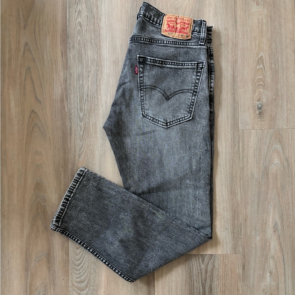 Charcoal Levi's 502 Women's Straight Jeans in size 30x30